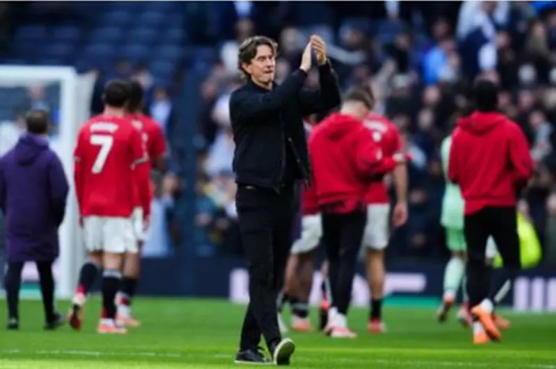 توماس فرانك: أشعر بخيبة أمل من التعادل أمام يونايتد