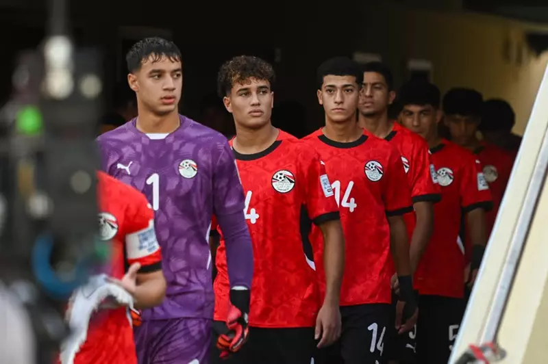 حارس منتخب مصر يتألق ويمنع هدفا أمام إنجلترا بالمونديال